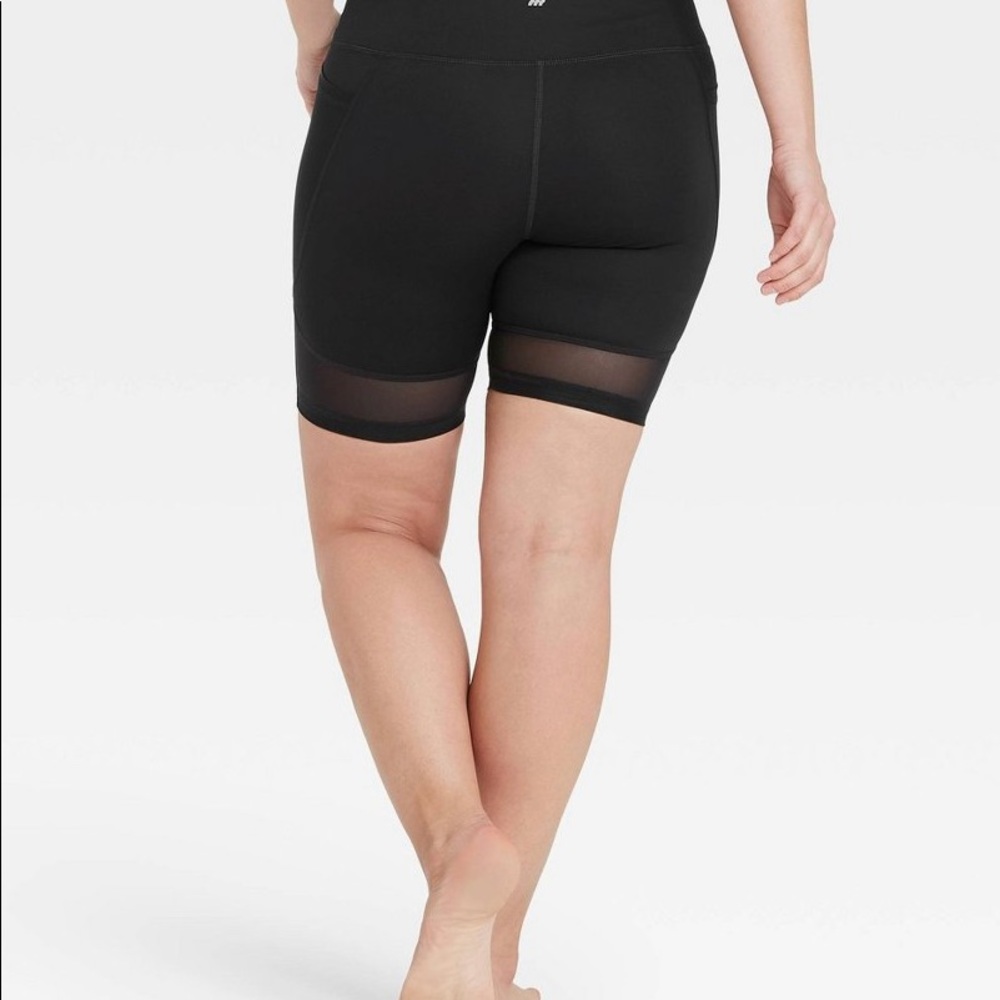 High rise bike short NWT